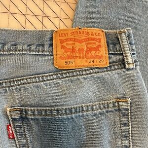 Perfectly Distressed Light Wash Vintage Levi’s